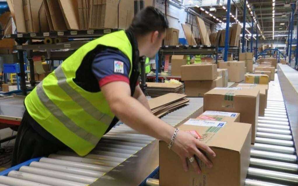 preparation-produit-entrepot-expédition.jpg