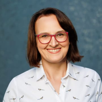 Agnieszka carre.jpg