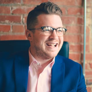 Aaron (2).jpg
