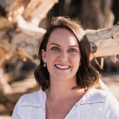 emily-edgar-business-photo-1024x1024.jpg
