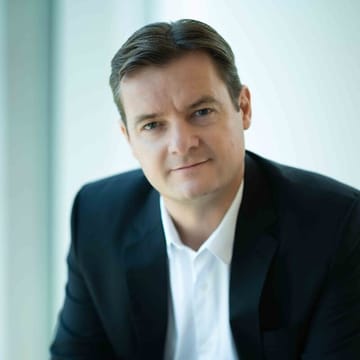 Portrait of Aurelien Pichon. On OOOLAB’s board of directors. 