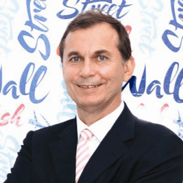 Portrait of Michel le Quellec. On OOOLAB’s board of directors..png
