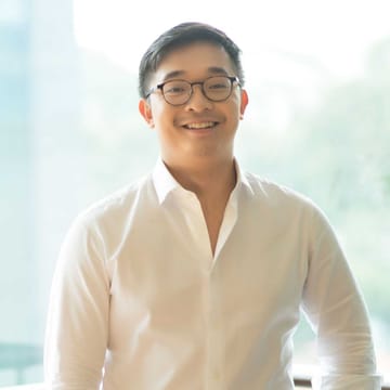 Portrait Image de Cédric Le Quellec. Founder and CEO of OOOLAB. 