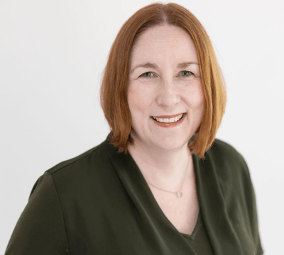 sarah dillingham headshot (2).png