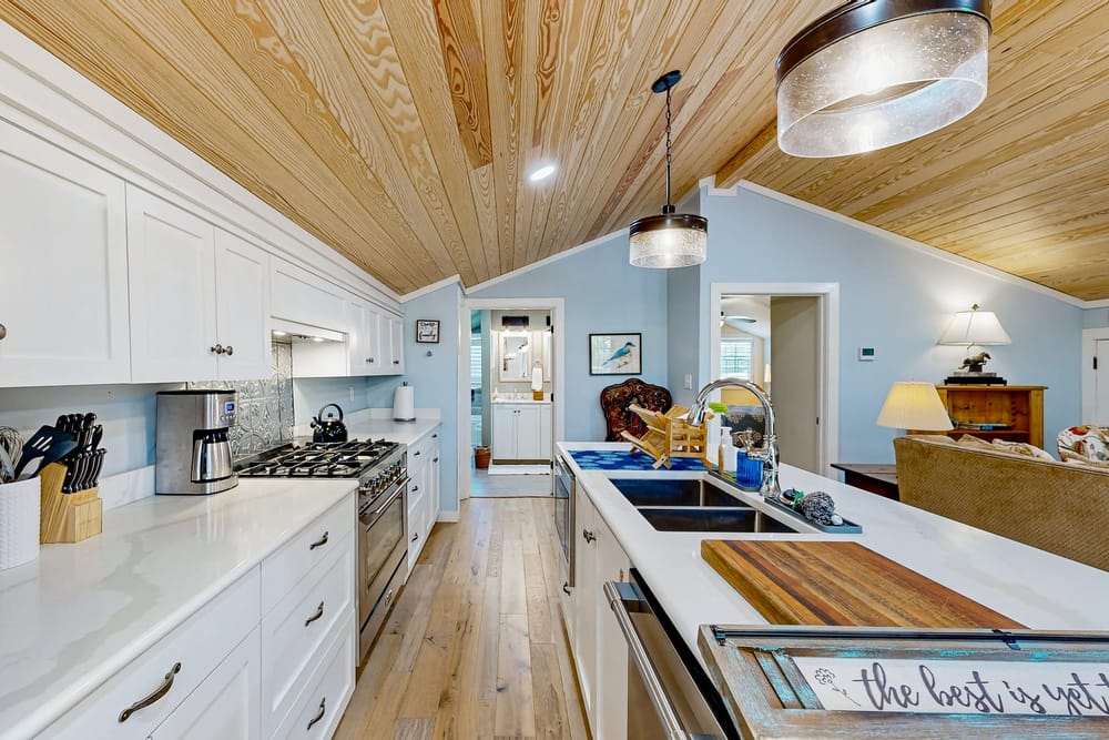 Barn loft kitchen and bathroom 