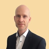Richard_2_yellow.jpg