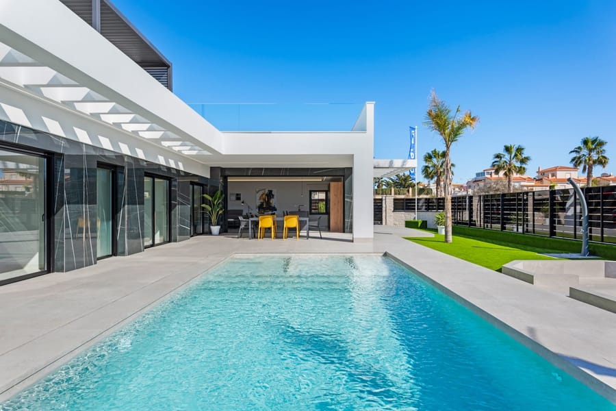 01 Oasis Villas Show House Model Sun37.jpg