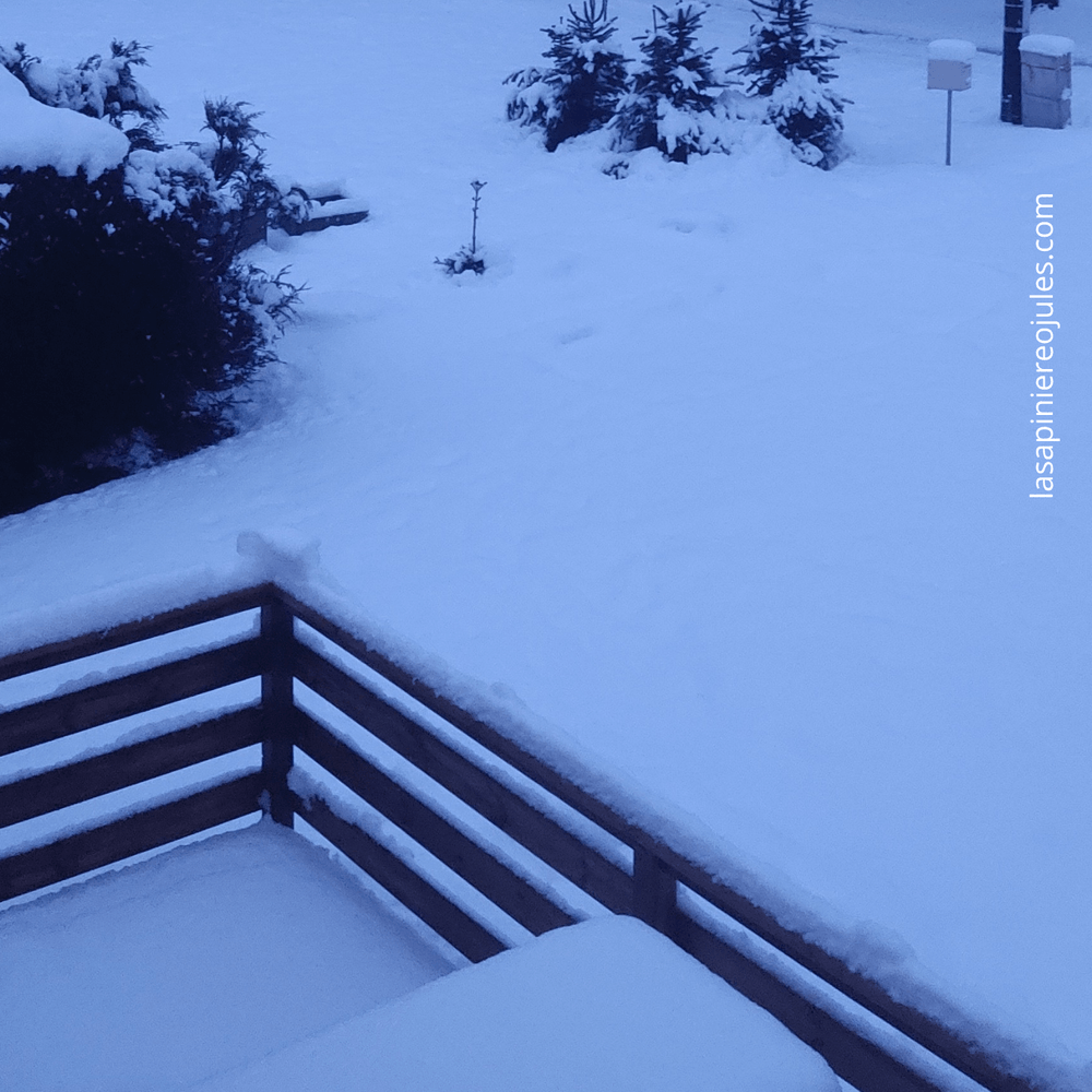 Carte de vœux carrée nouvel an géométrique colorée (31).png