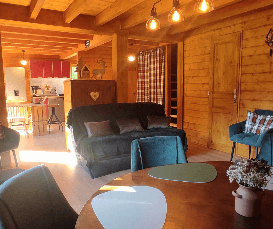 Emerald Green QR Code Website Business Facebook Post (2).png