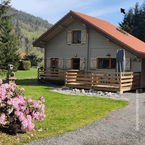 Carte de vœux carrée nouvel an géométrique colorée (6).gif