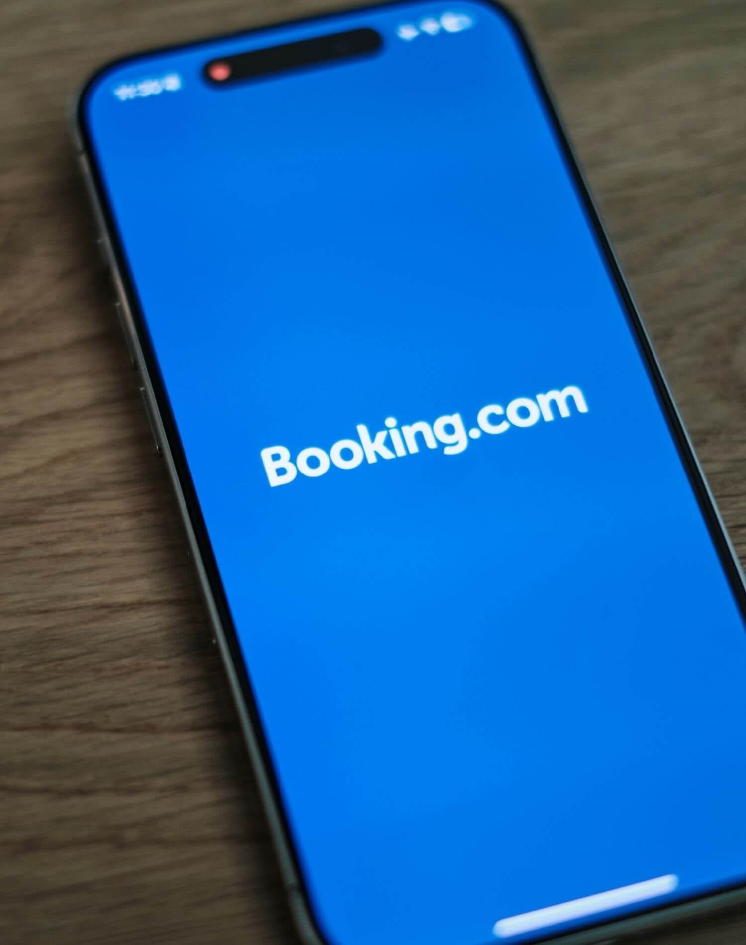 rental-income-holiday-home-booking.jpg