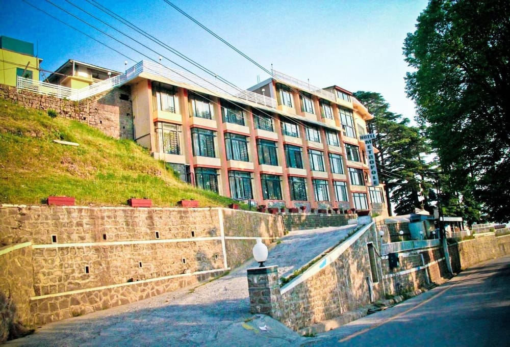 metropole-hotel-image-1.jpg