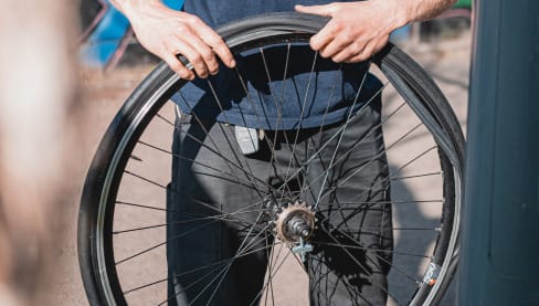 pneu-creve-velo.jpeg