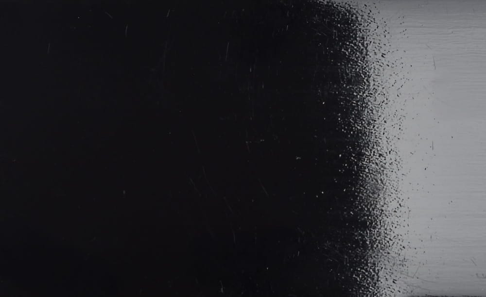 noir_brillant_sur_hêtre.JPG